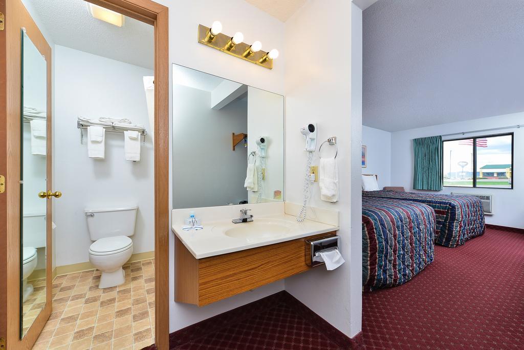 Travelodge By Wyndham Спирфиш Номер фото