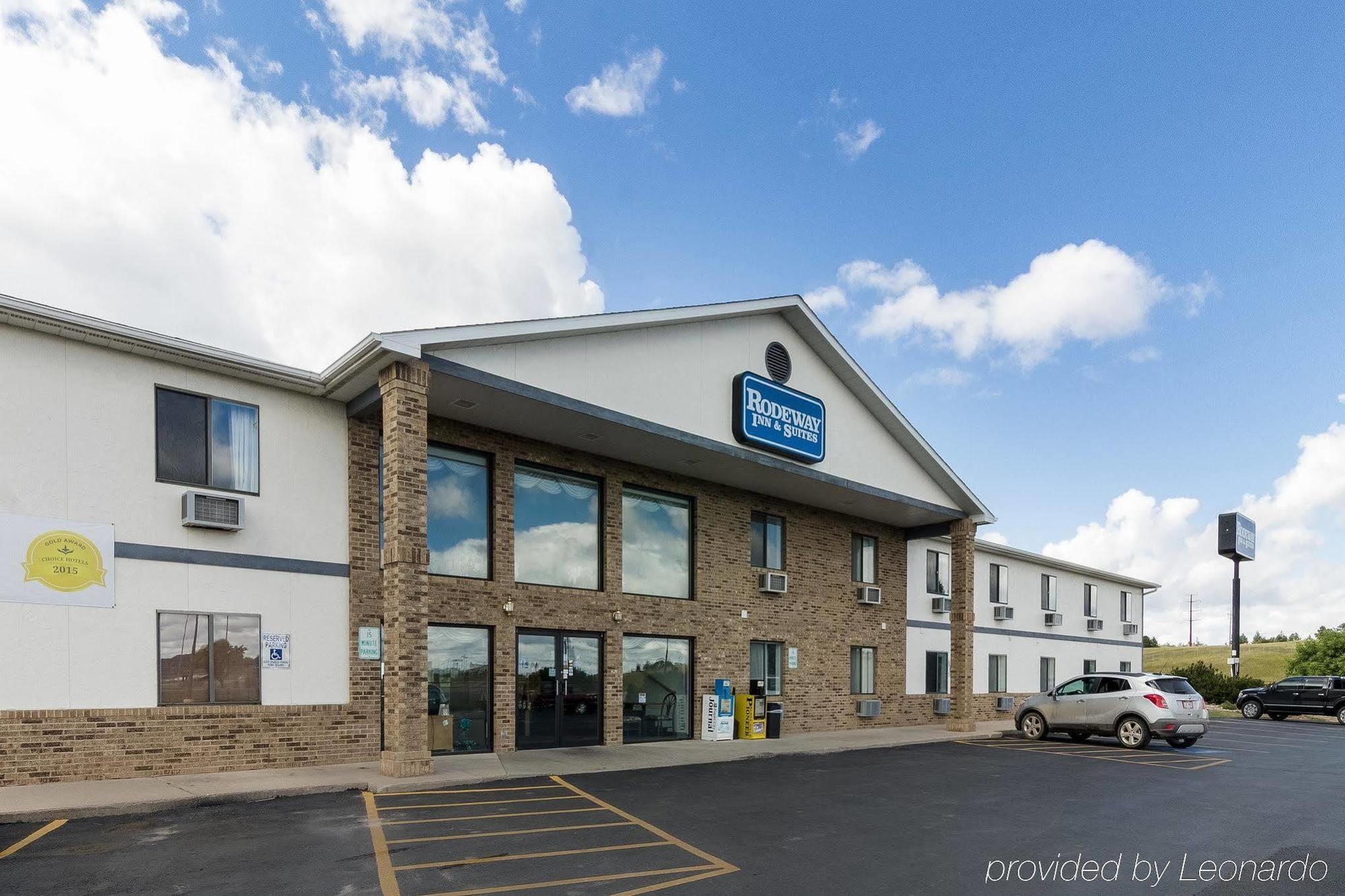 Travelodge By Wyndham Спирфиш Экстерьер фото