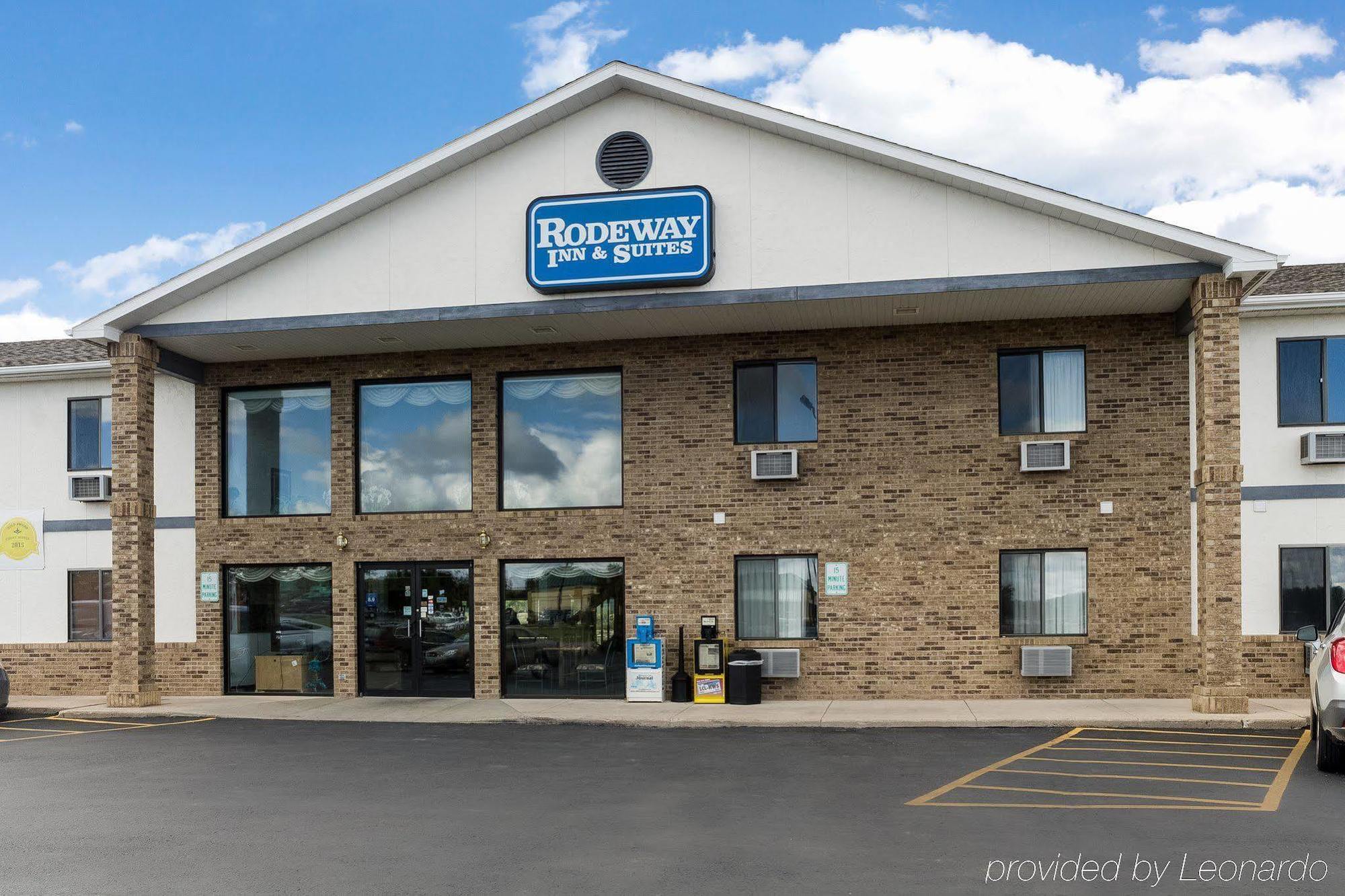 Travelodge By Wyndham Спирфиш Экстерьер фото